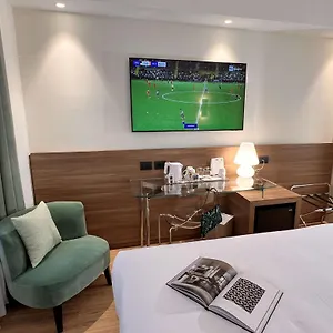 **** Hotel Western Itália